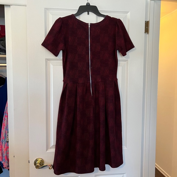 Lularoe Amelia red plaid dress Size Medium - Picture 3 of 3